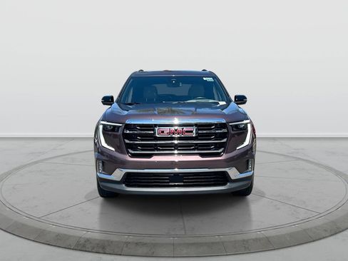 Used 2024 GMC Acadia Elevation FWD image 3