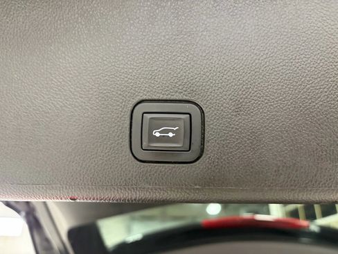 Used 2014 Cadillac SRX Premium image 27