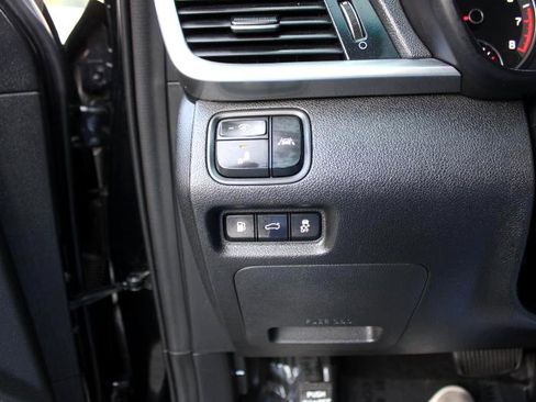 Used 2019 Kia Optima S w/ S Panoramic Sunroof Package image 27