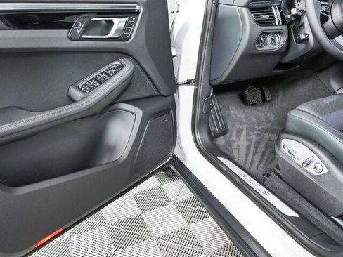 New 2026 Porsche Macan S AWD/4WD image 8
