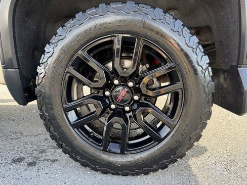 Used 2023 GMC Sierra 1500 Elevation image 24