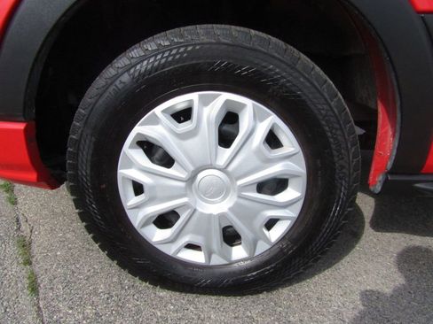 Used 2024 Ford E-Transit 148 Medium Roof image 12