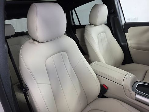 Certified 2024 Mercedes-Benz GLA 250 image 30