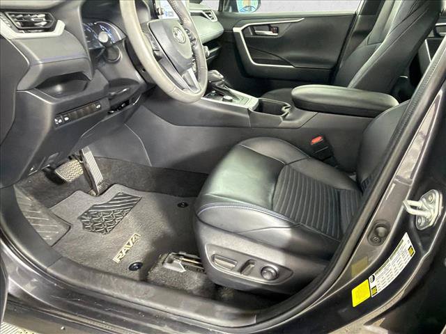 Used 2024 Toyota RAV4 XSE AWD/4WD image 10