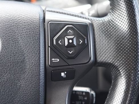 Used 2016 Toyota Tacoma TRD Sport w/ Towing Package AWD/4WD image 24