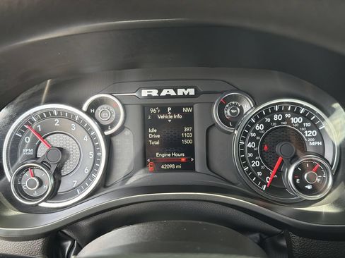 Used 2024 RAM 1500 Tradesman AWD/4WD image 30