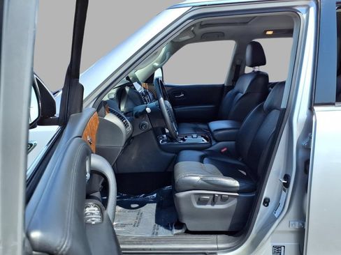 Used 2024 Nissan Armada SL w/ Captain's Chairs Package AWD/4WD image 20