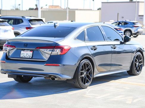 Used 2023 Honda Civic Sport image 7