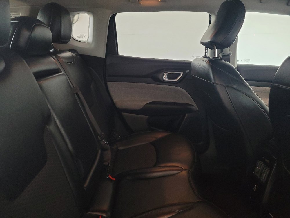 Used 2022 Jeep Compass Latitude w/ Convenience Group FWD image 19