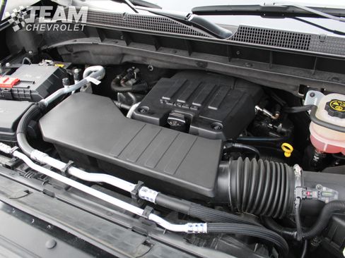 Used 2024 Chevrolet Silverado 1500 LT image 28