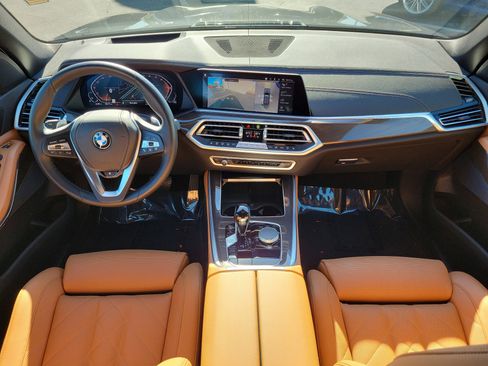 Used 2023 BMW X5 xDrive40i w/ Premium Package image 14