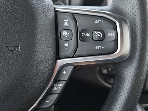 New 2026 RAM 1500 Express AWD/4WD image 16