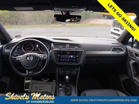 Used 2020 Volkswagen Tiguan SE R-Line w/ 3rd Row Seat Package image 15