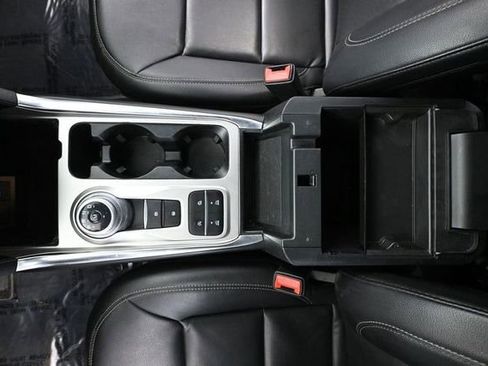 Used 2020 Ford Explorer XLT w/ Equipment Group 202A image 36