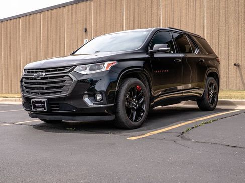 Used 2019 Chevrolet Traverse Premier w/ Redline Edition AWD/4WD image 4
