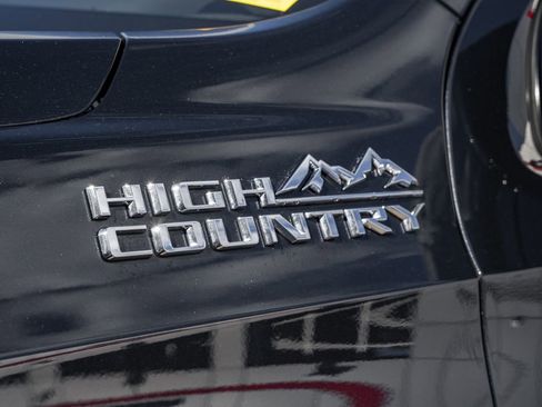 Used 2023 Chevrolet Tahoe High Country image 19