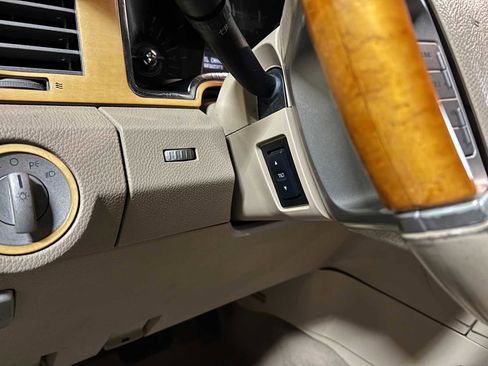 Used 2008 Lincoln Navigator L 2WD image 21