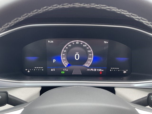 New 2025 Volkswagen Taos SE FWD image 23