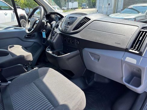 Used 2017 Ford Transit 250 130 Low Roof w/ Exterior Upgrade Package RWD image 18