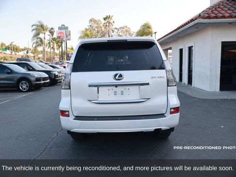 Used 2023 Lexus GX 460 Premium image 4