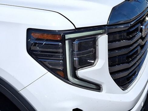 Used 2023 GMC Sierra 1500 AT4 w/ AT4 Premium Package image 29