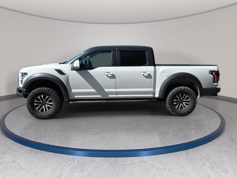 Used 2019 Ford F150 Raptor w/ Equipment Group 802A Luxury AWD/4WD image 3