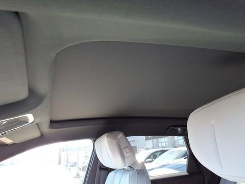 New 2026 Cadillac Lyriq Luxury image 6