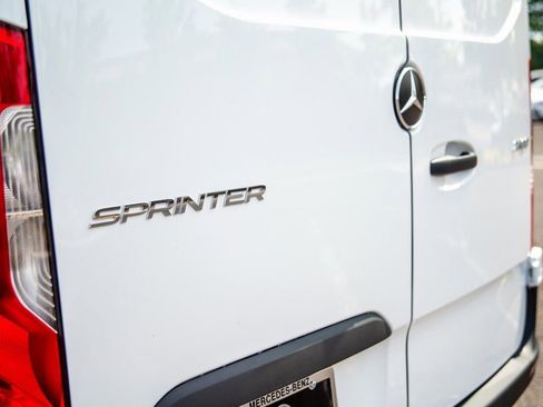 Used 2024 Mercedes-Benz Sprinter 144 Cargo image 17