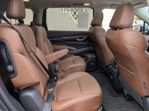 Used 2024 Subaru Ascent Touring image 17
