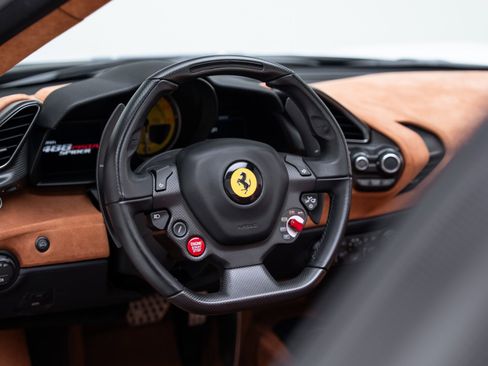 Used 2020 Ferrari 488 Pista Spider image 69