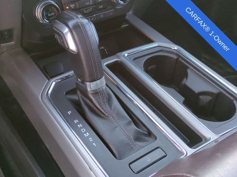 Used 2015 Ford F150 Platinum w/ Equipment Group 701A Luxury image 37