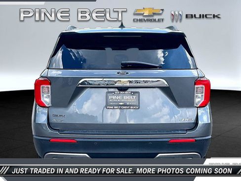 Used 2023 Ford Explorer XLT w/ Equipment Group 202A AWD/4WD image 4