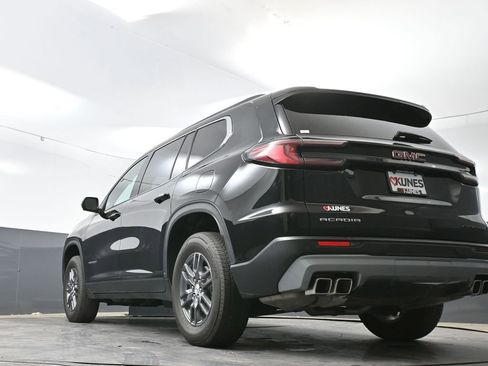 Used 2025 GMC Acadia Elevation FWD image 61