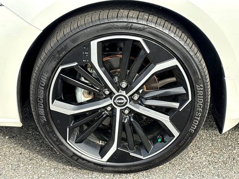 Certified 2024 Nissan Altima 2.5 SR w/ SR Premium Package image 25