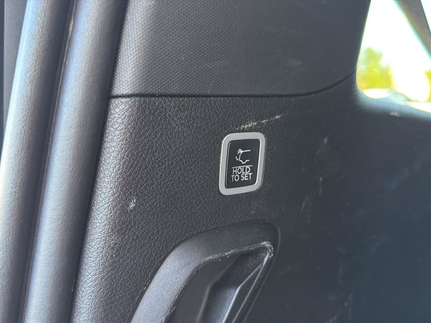 Used 2024 Jeep Wagoneer Series II w/ Flexible Seating Group RWD image 38