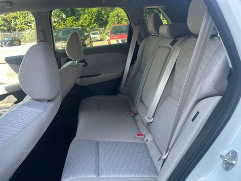Certified 2023 Nissan Rogue SV FWD image 20