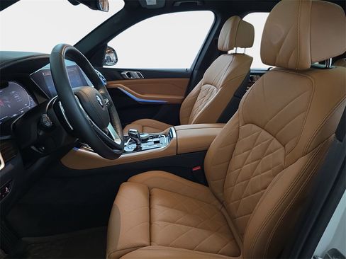 Used 2023 BMW X5 xDrive45e w/ Executive Package image 18
