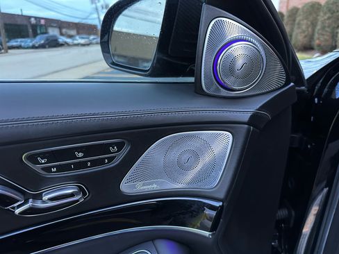 Used 2015 Mercedes-Benz S 65 AMG Sedan image 40