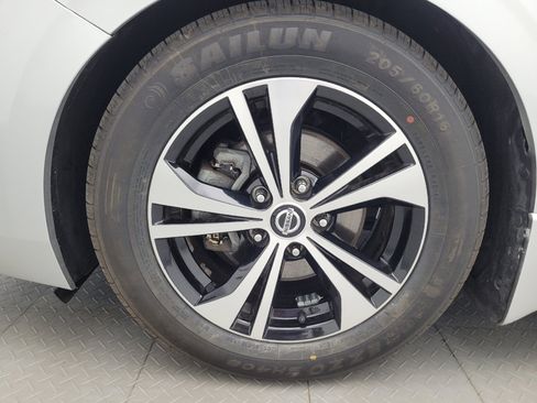 Used 2020 Nissan Sentra SV FWD image 31