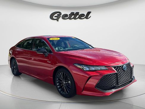 Used 2021 Toyota Avalon XSE FWD image 3