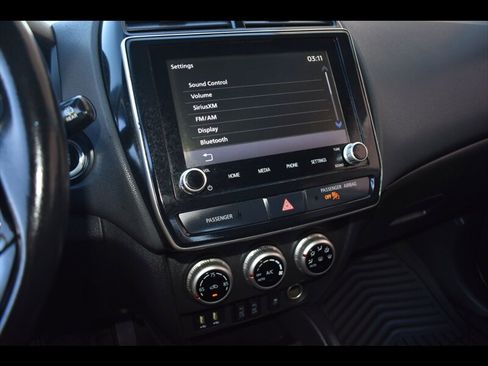 Used 2021 Mitsubishi Outlander Sport SE image 11