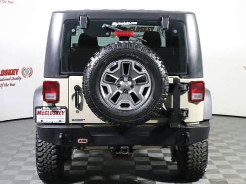 Used 2018 Jeep Wrangler Rubicon w/ Power Convenience Group image 12