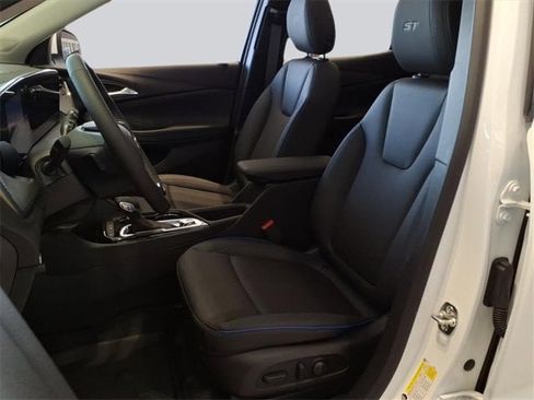 New 2026 Buick Encore GX Sport Touring w/ Comfort Package image 13