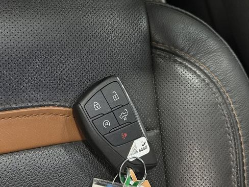 Used 2023 GMC Sierra 1500 AT4 w/ AT4 Preferred Package image 32