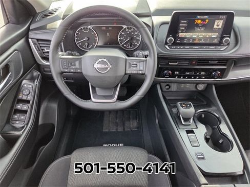 Used 2026 Nissan Rogue SV image 12