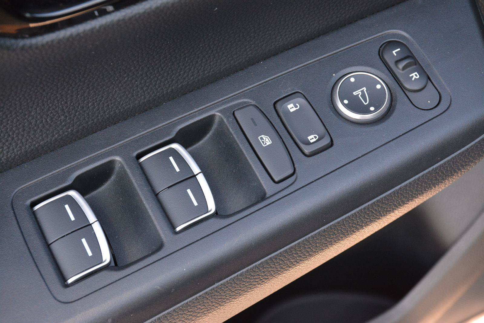 Used 2024 Honda CR-V EX-L image 10