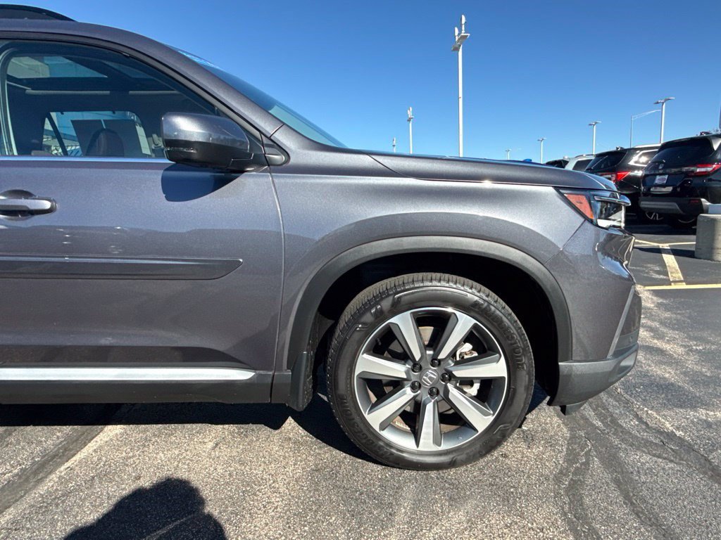 Certified 2025 Honda Pilot Elite image 15