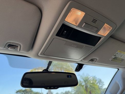 Used 2017 Toyota Tacoma SR5 image 17