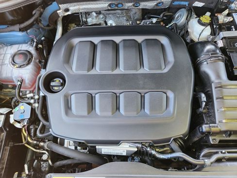 Used 2025 Volkswagen Tiguan SE R-Line AWD/4WD image 20