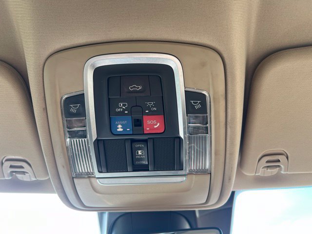 Used 2020 RAM 1500 Laramie AWD/4WD image 32